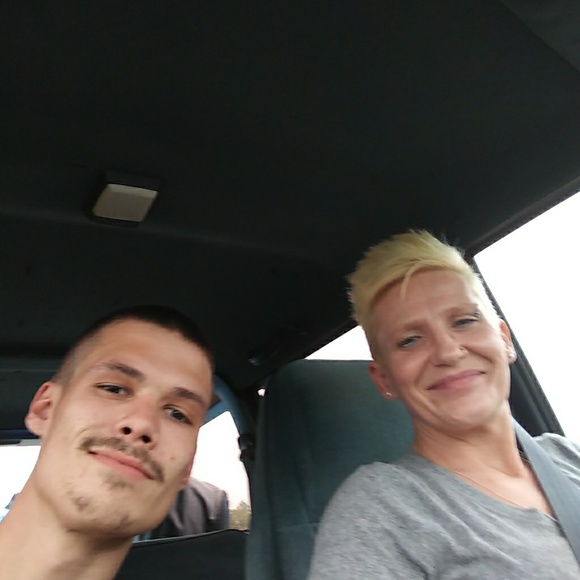 Meet your Posher, Travis - Picture 1 of 1